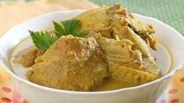 Resep Opor Ayam Kuning Enak dan Lezat